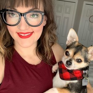 Meet your Posher, Joelle